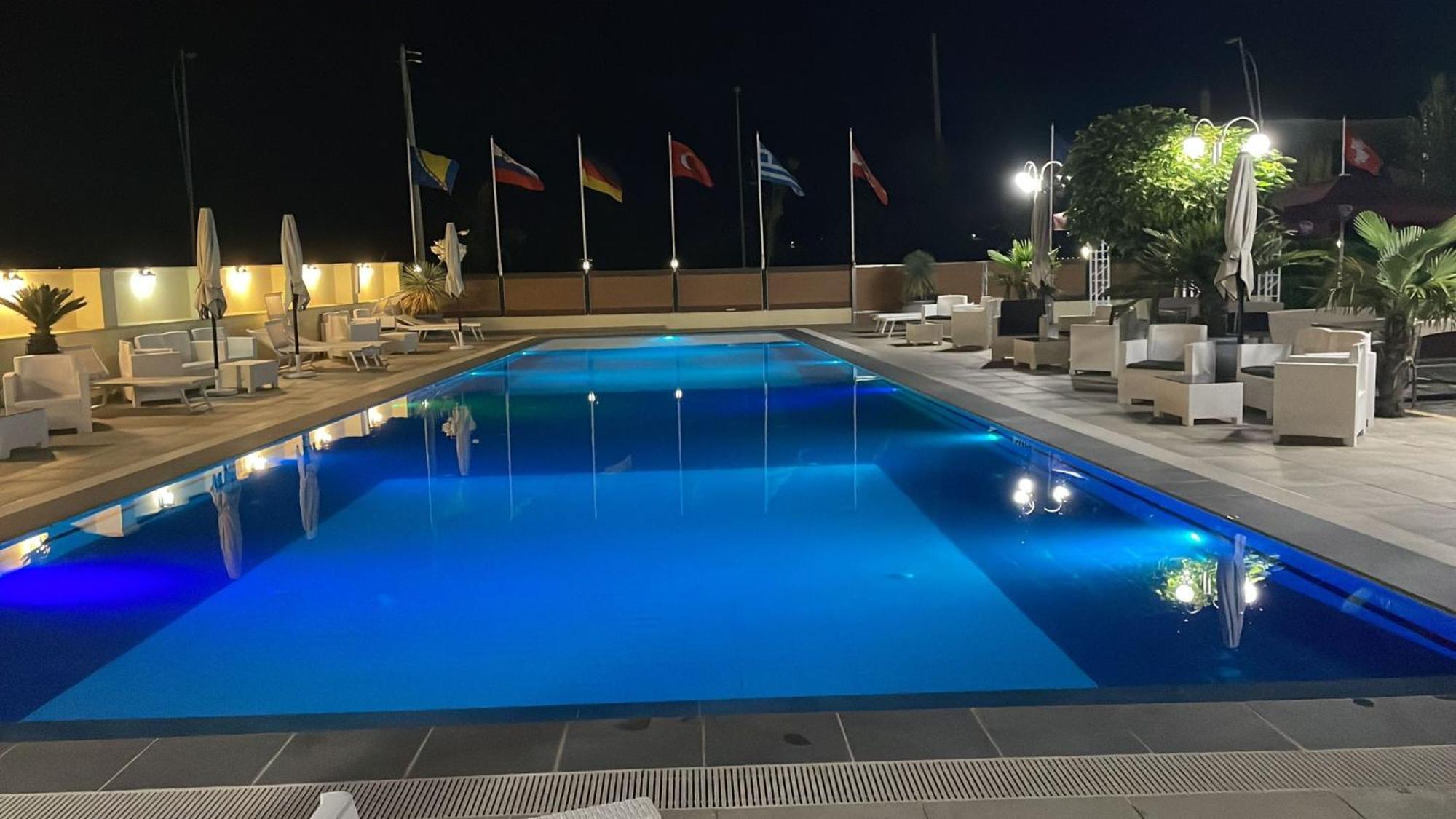 Union Villa Shkodër Buitenkant foto